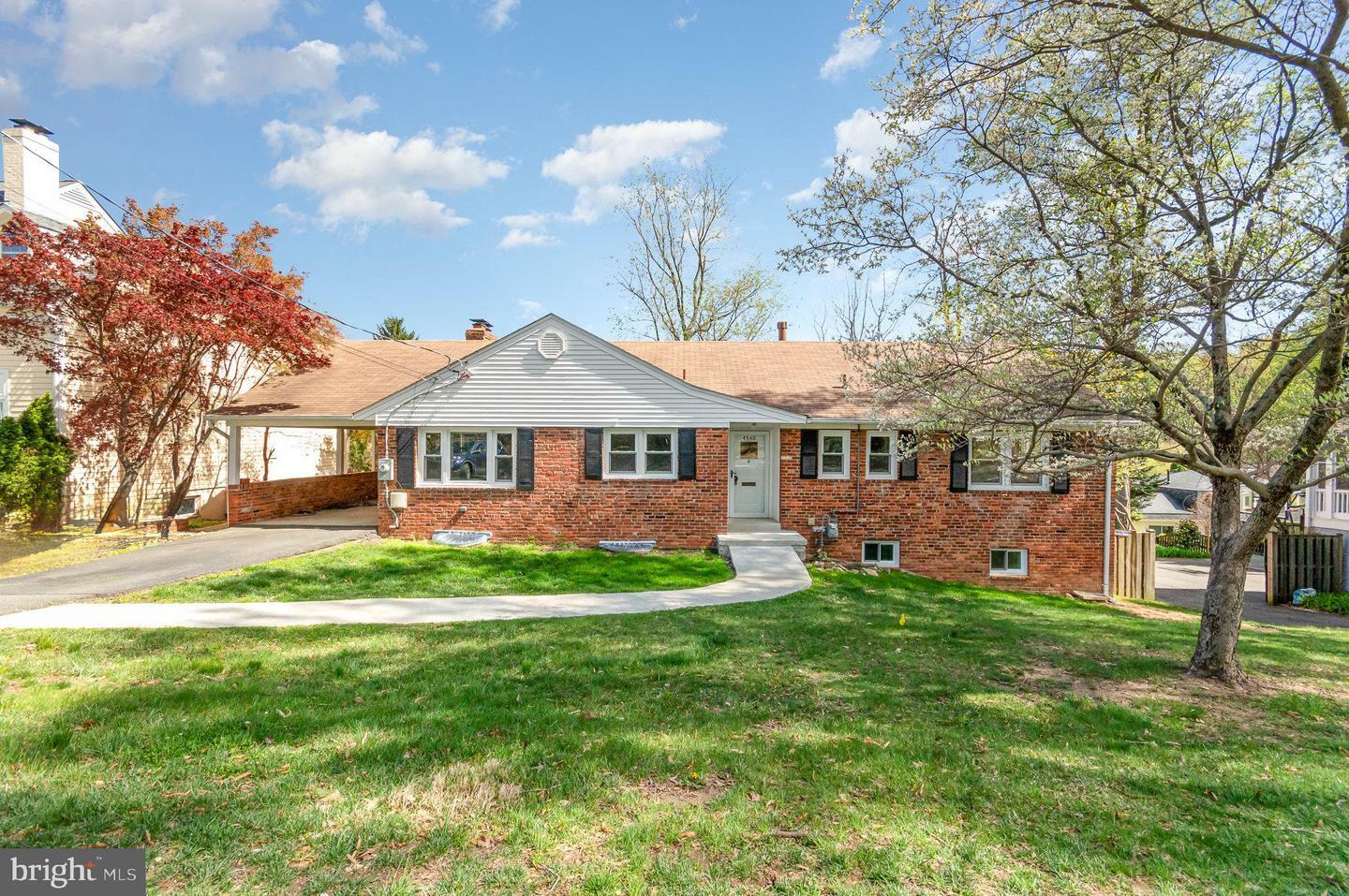 Property Photo: 4540 26th Street N VA 22207