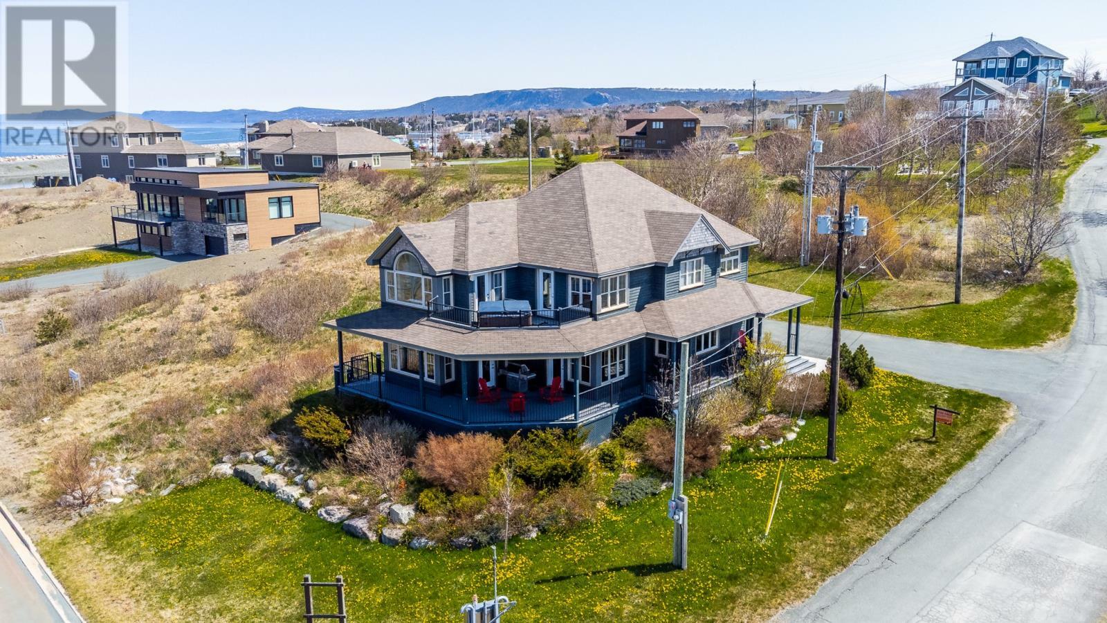 2 Commodore Place  Conception Bay South NL A1W 0A9 photo