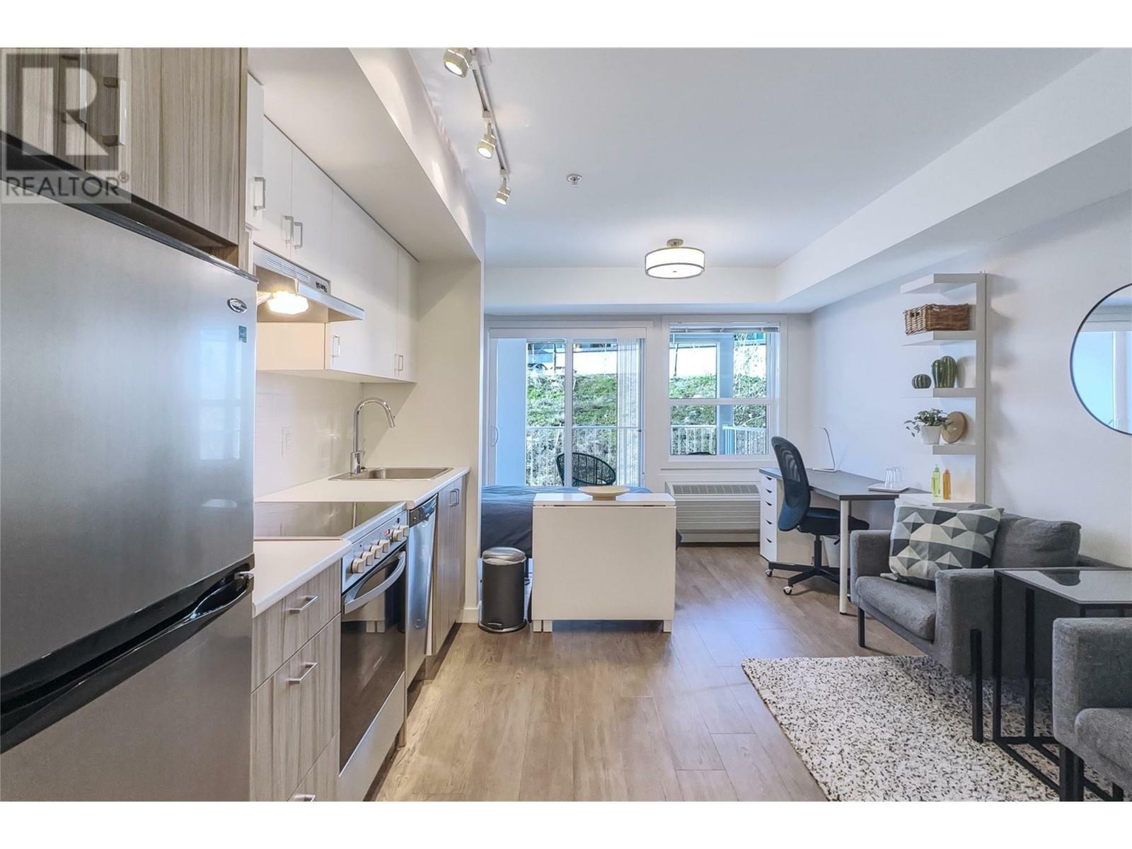 Property Photo: 725 Academy Way 220 BC V1B 0B4