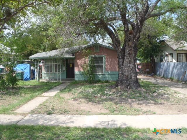 Property Photo: 335 Hot Wells Boulevard TX 78223
