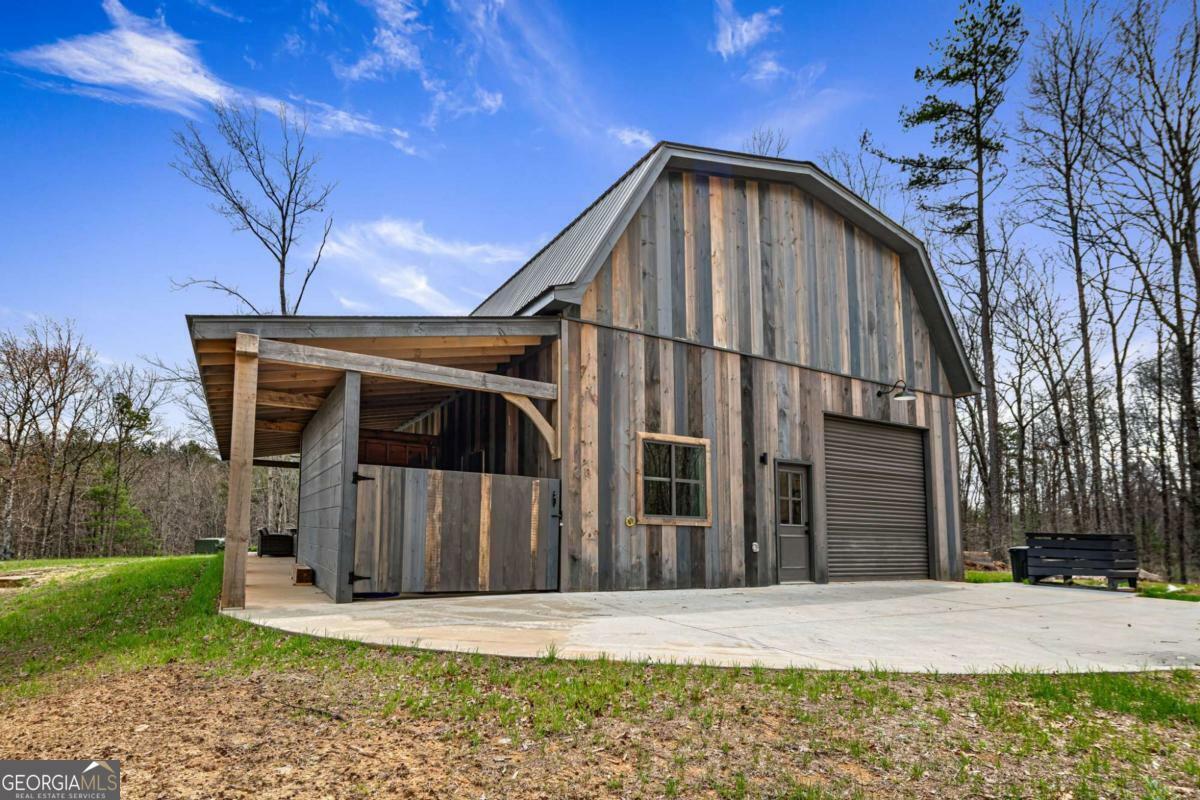 Property Photo: 174 Bear Hollow Drive GA 30559