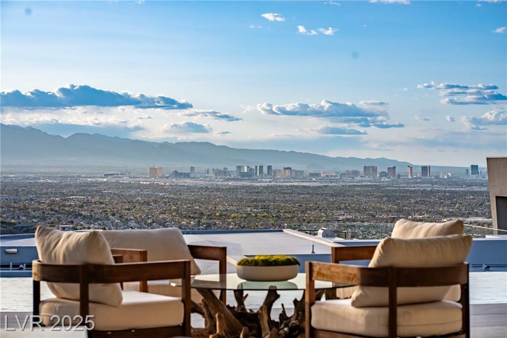 Property Photo: 667 Palisade Rim Drive NV 89012