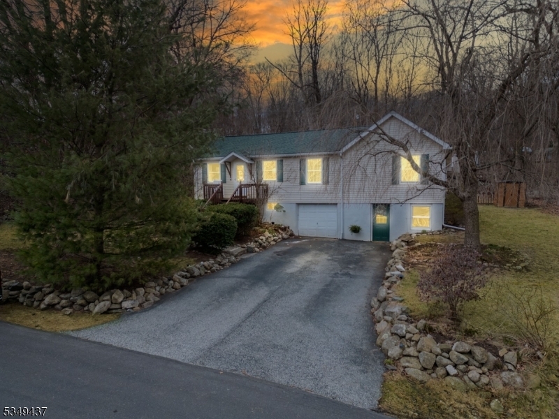 17 Mountainside Ave  Jefferson Twp. NJ 07460 photo