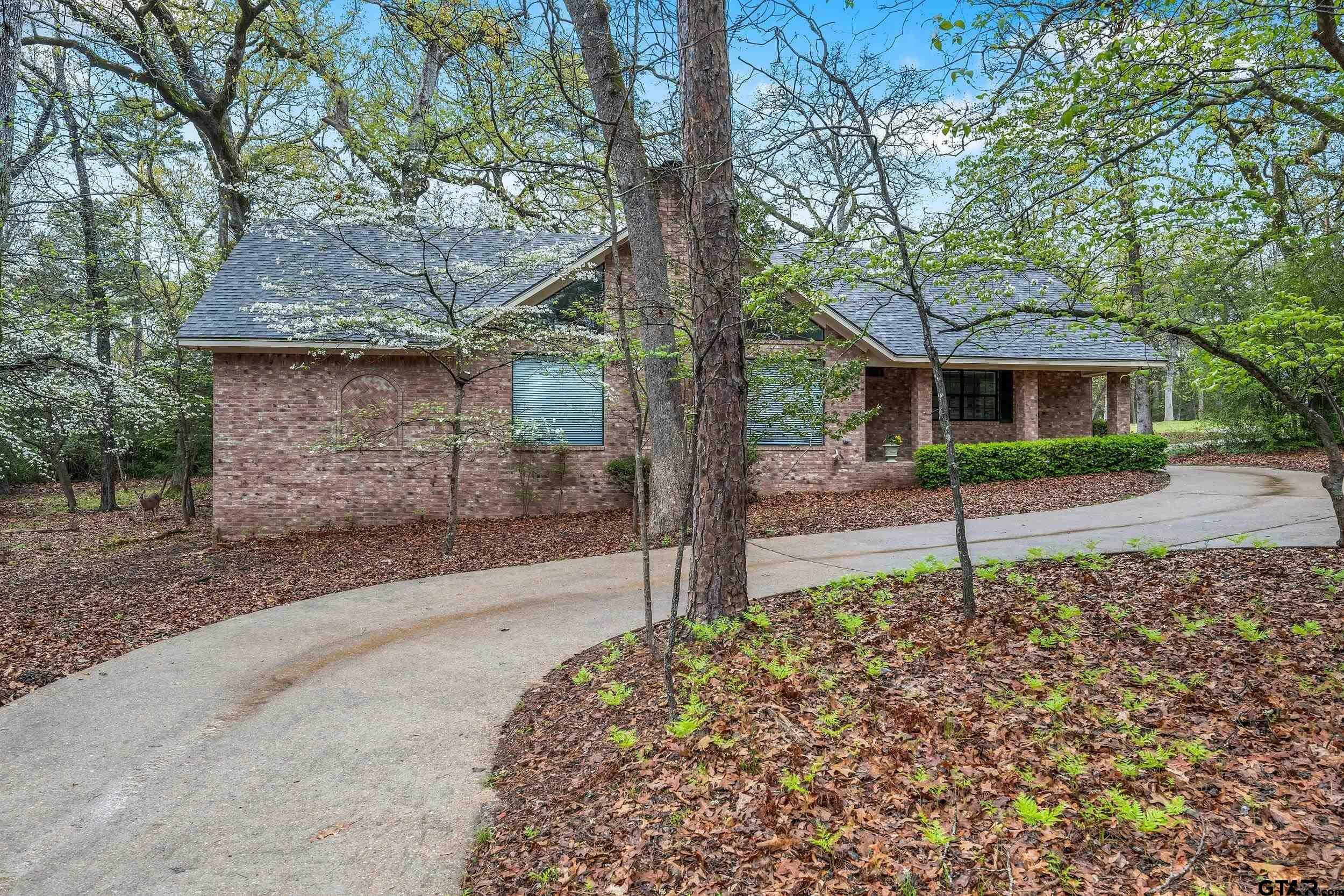 Property Photo: 411 Raton TX 75765