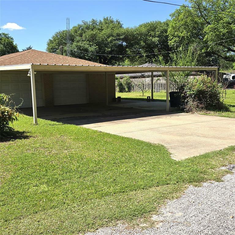 Property Photo: 135 Redbud Street TX 75862