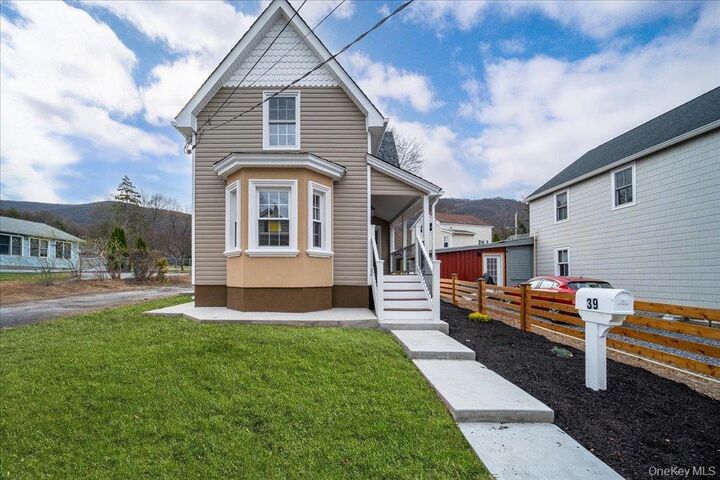 Property Photo:  39 Washington Avenue  NY 12508