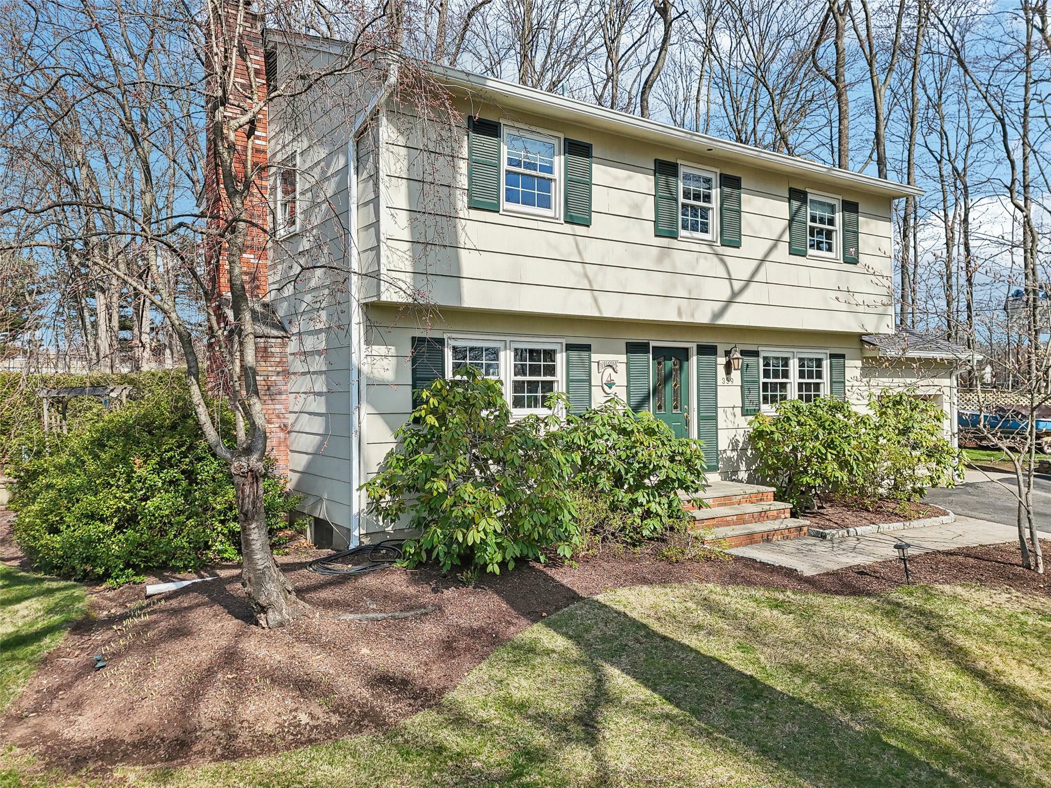 359 E Central Avenue  Pearl River NY 10965 photo