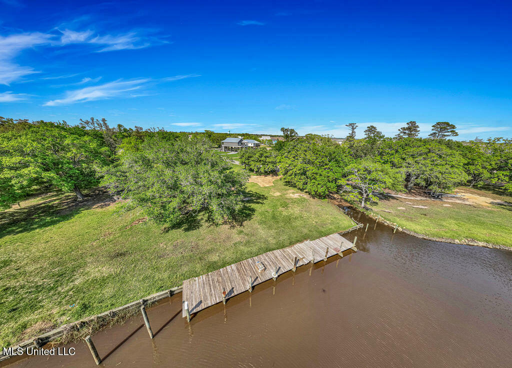 Property Photo: 10297 Eagle Point Circle MS 39532