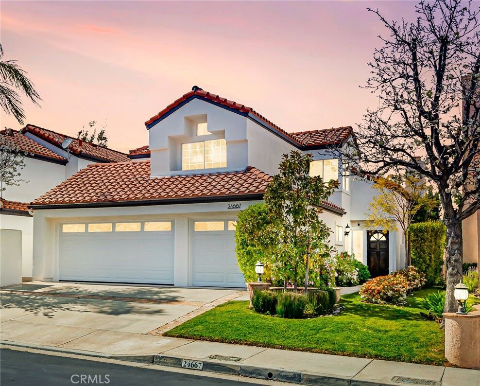 Property Photo:  24667 Vista Cerritos  CA 91302 