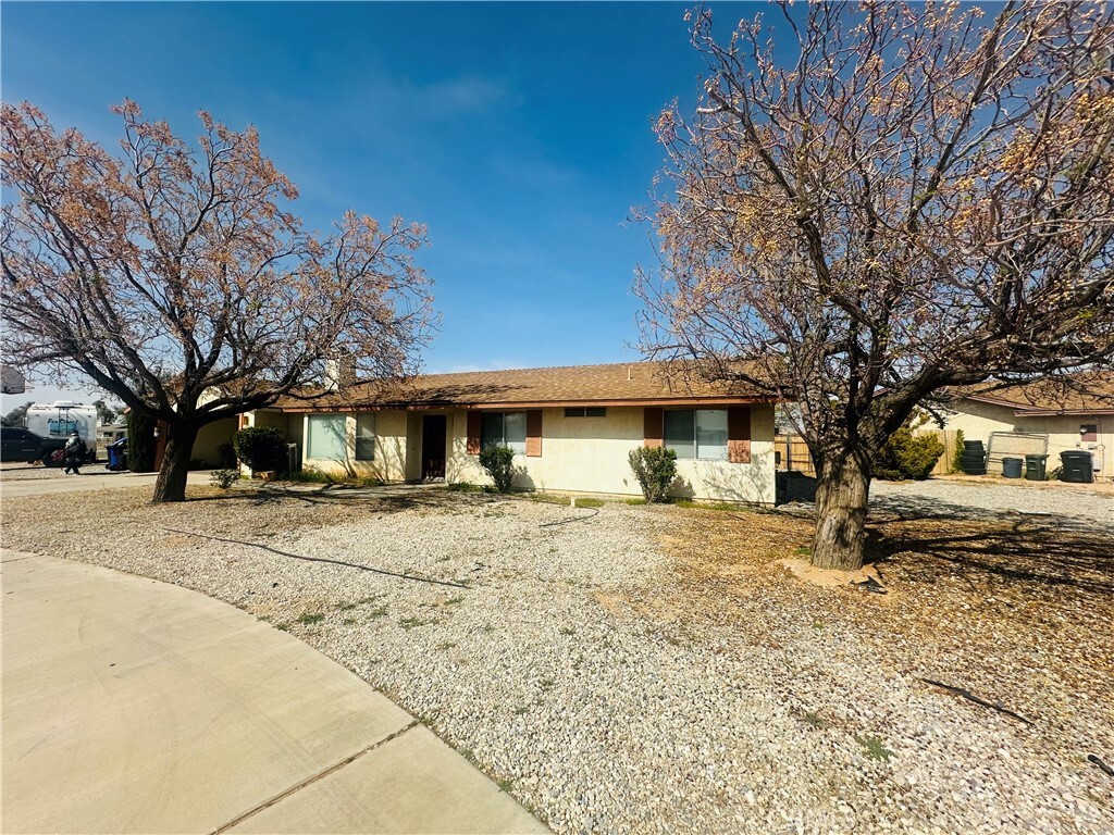Property Photo: 22806 Powhatan Road CA 92308