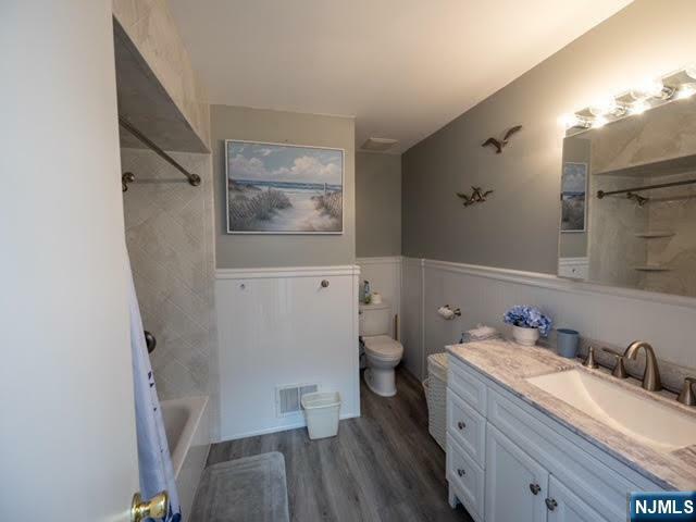 Property Photo: 9 C Brookside NJ 07465