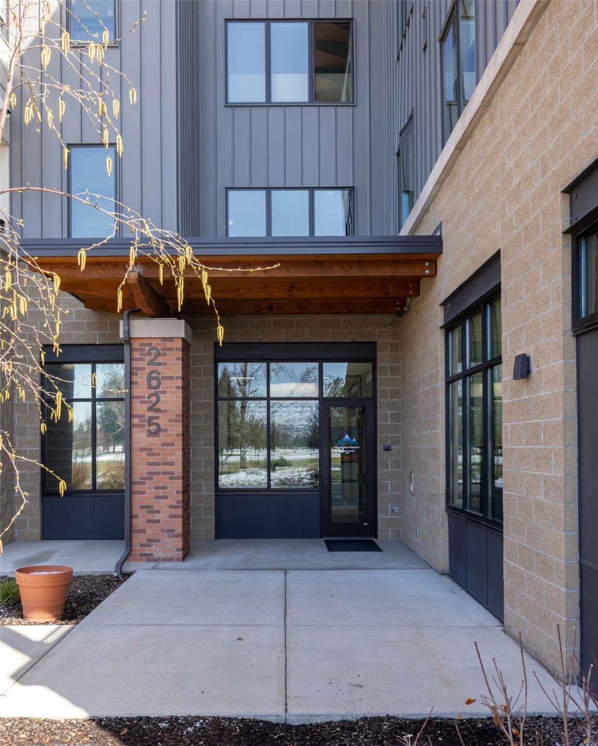 Property Photo: 2625 Dearborn Avenue 403 MT 59804
