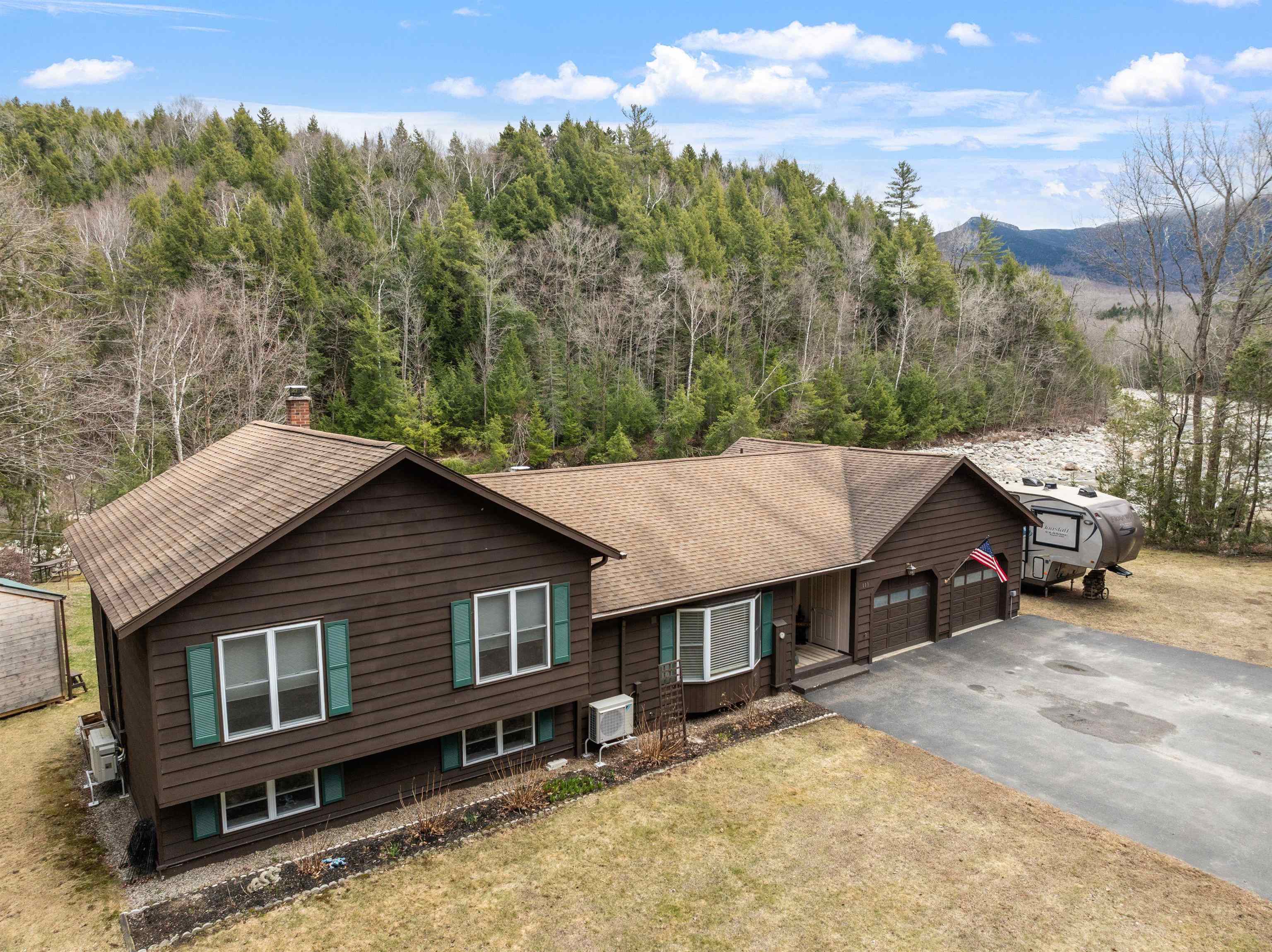 Property Photo: 113 Glen Road NH 03581