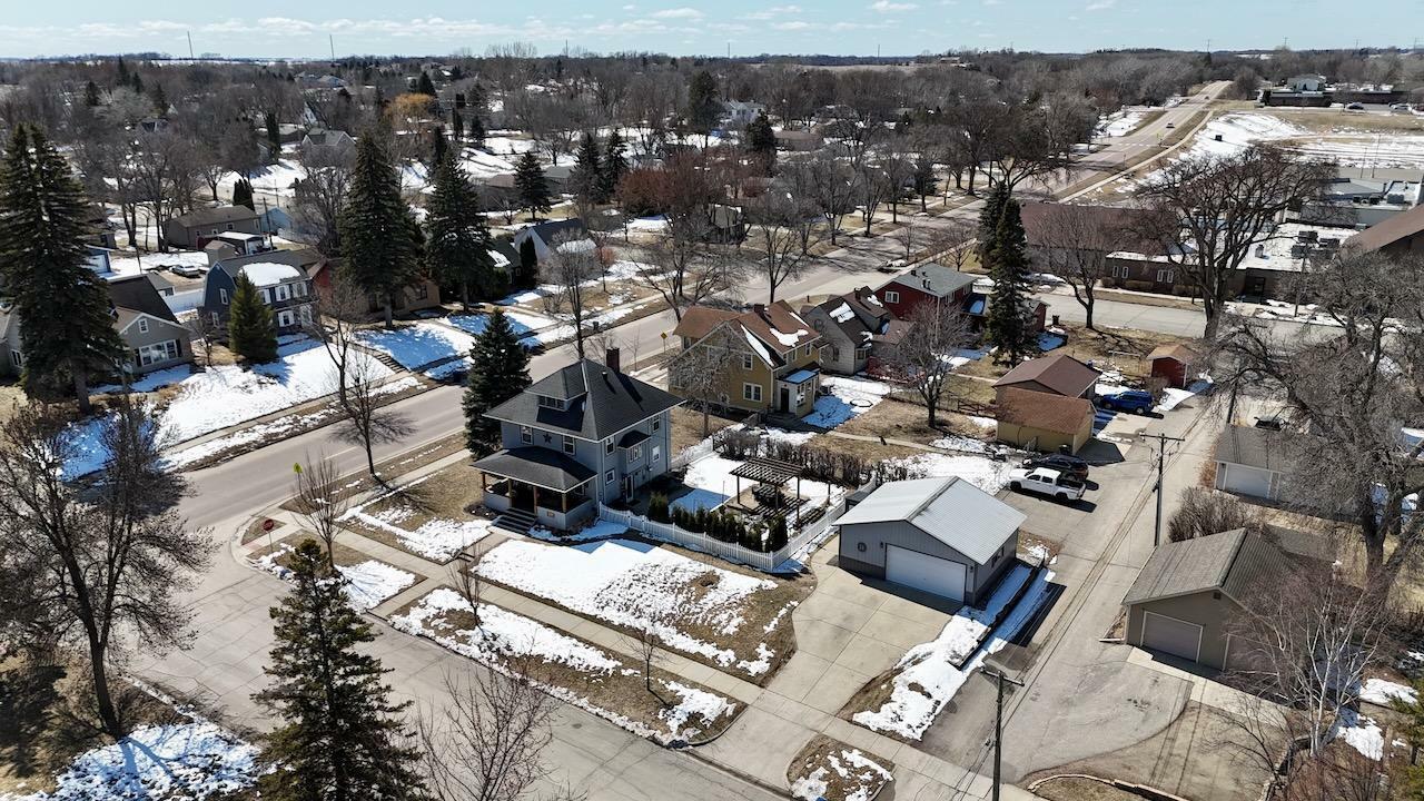 Property Photo: 724 S Calvin Street MN 56537