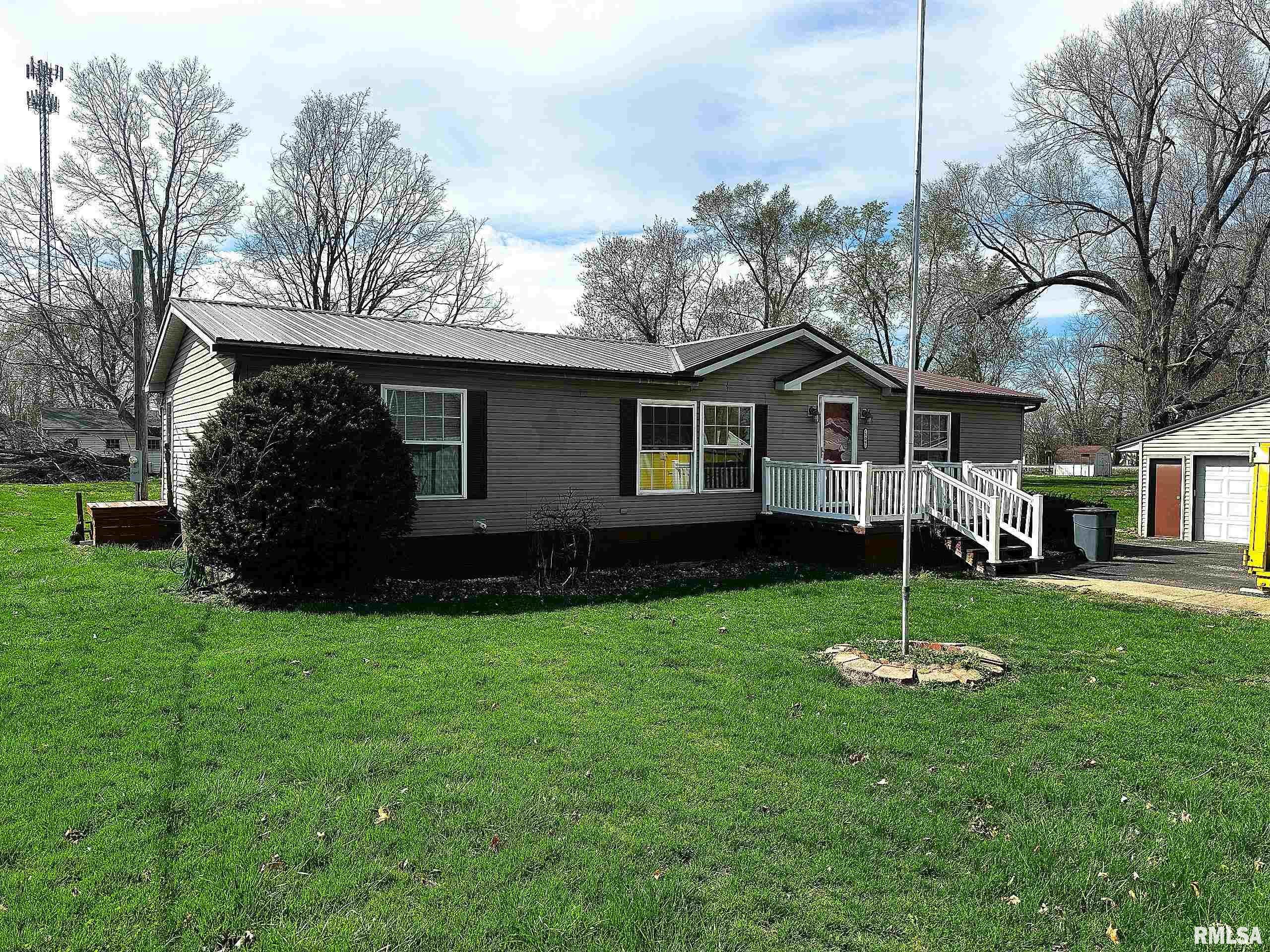 509 N 6th Street  Cuba IL 61427 photo