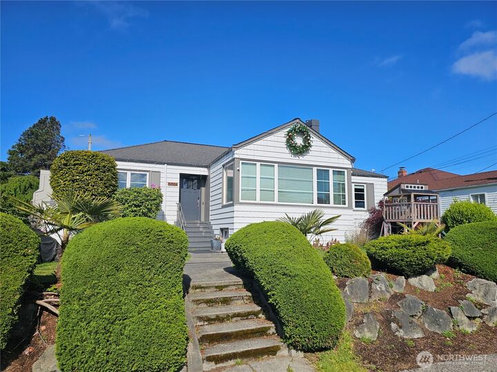 3039  63rd Avenue SW  Seattle WA 98116 photo