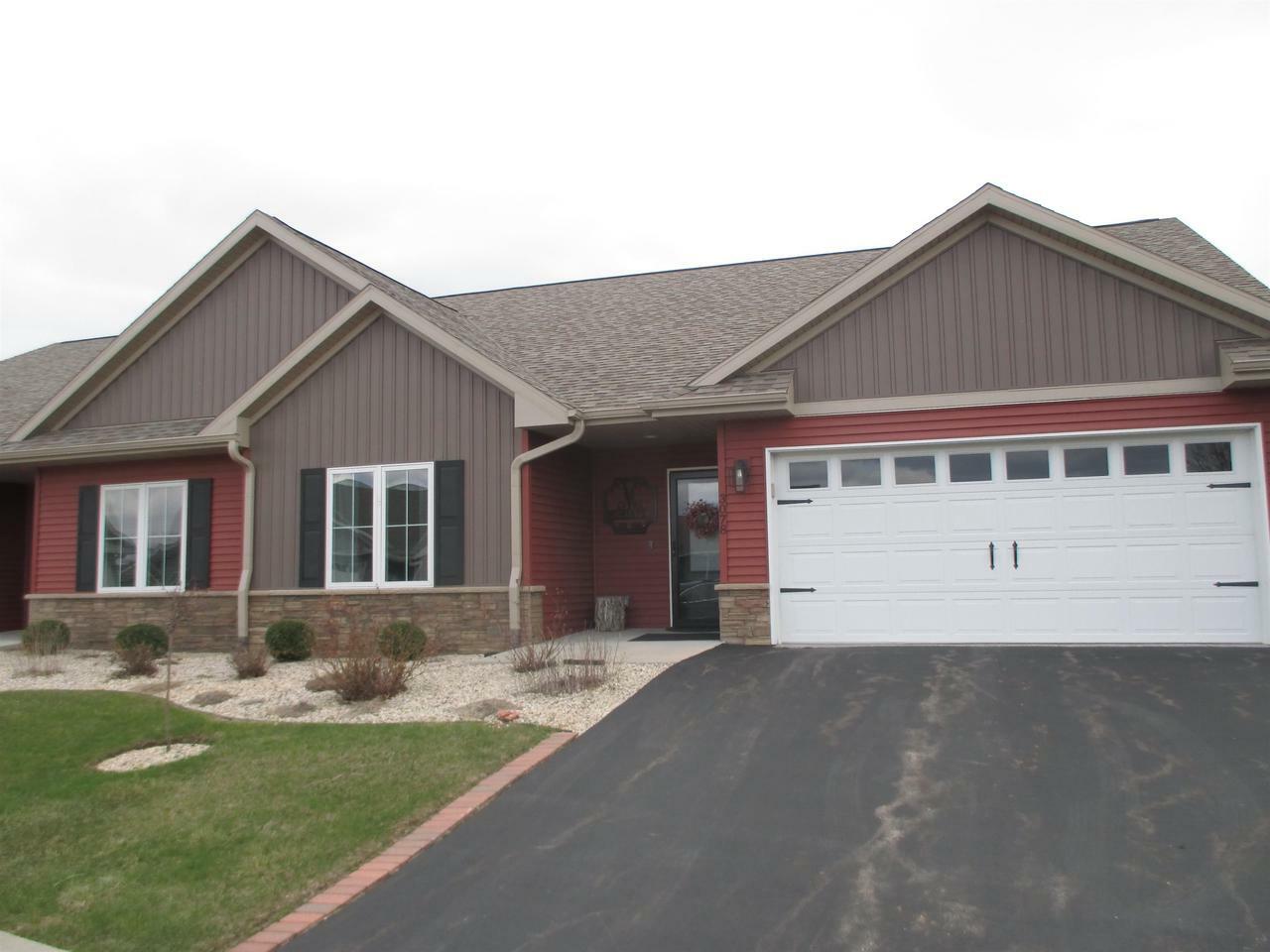 3078 South Blue Jay Court  Beloit WI 53511 photo