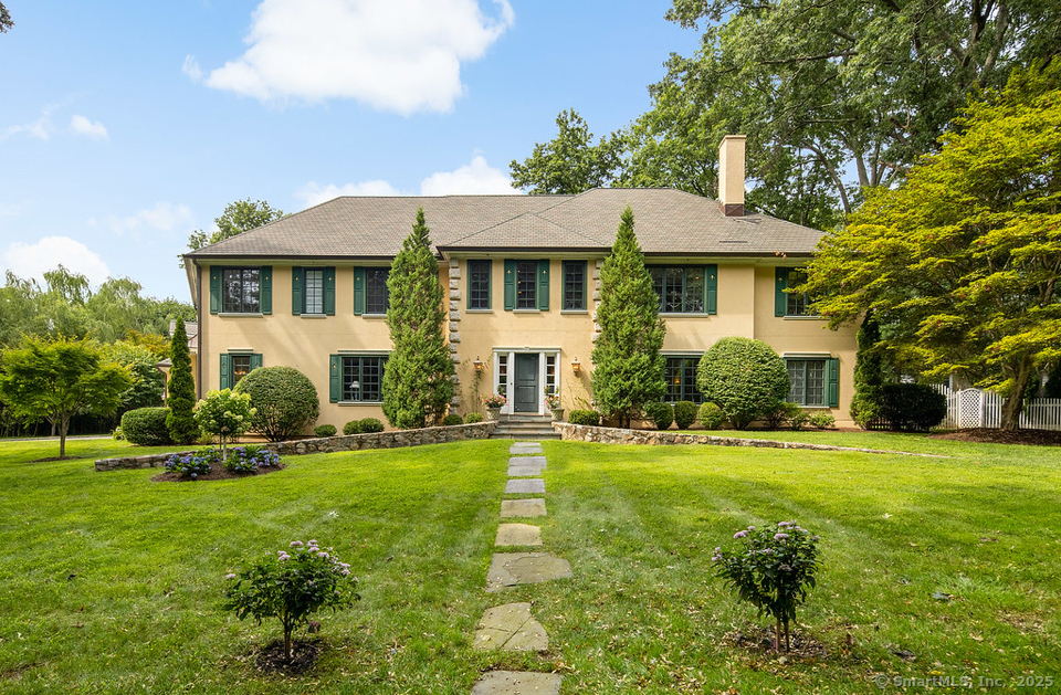 22 Cavray Road  Norwalk CT 06855 photo