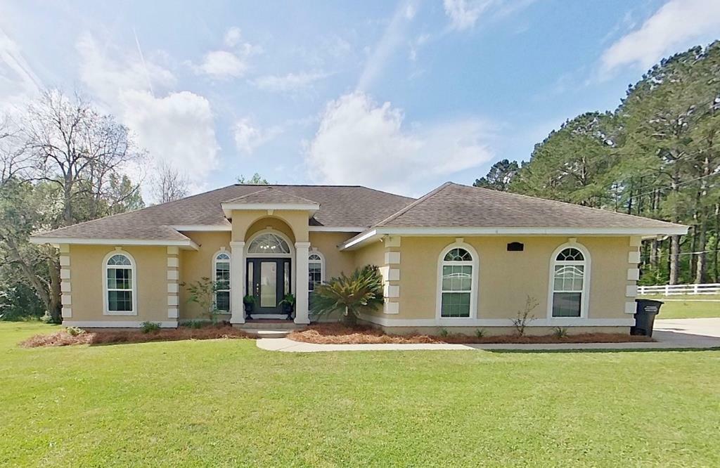 Property Photo: 102 SE Mimosa Dr GA 39828