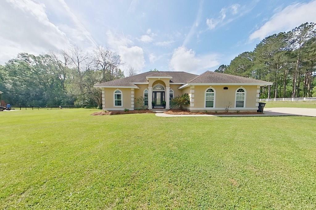 Property Photo: 102 SE Mimosa Dr GA 39828