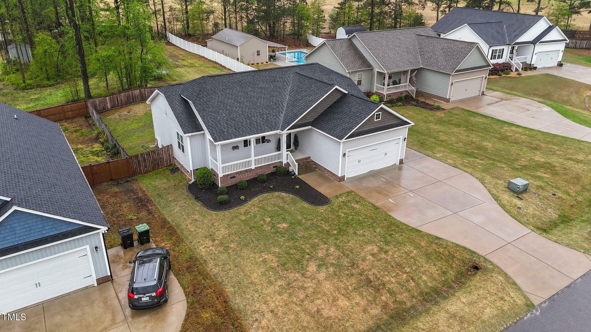 Property Photo: 105 Jasper Creek Court NC 27520