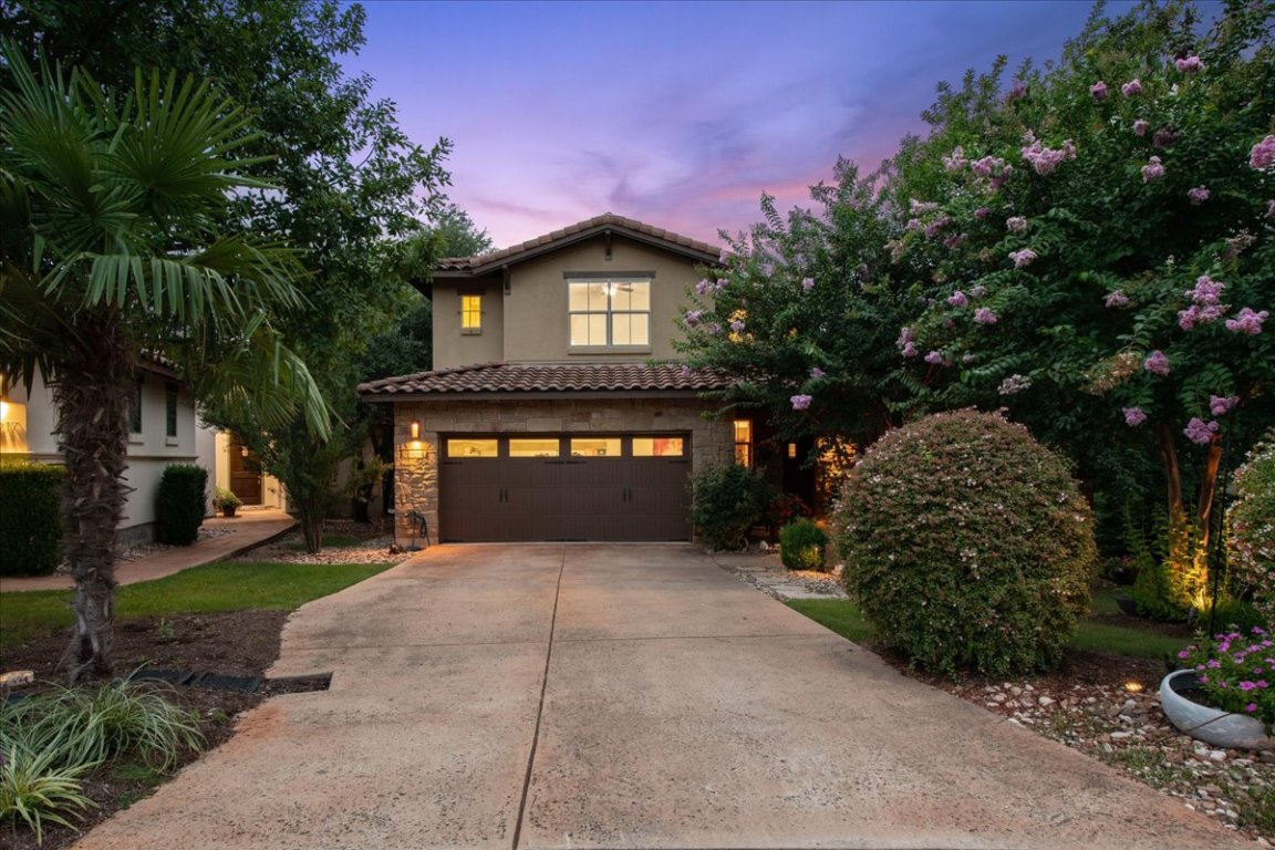Property Photo:  15213 Falconhead Grove Loop  TX 78738 