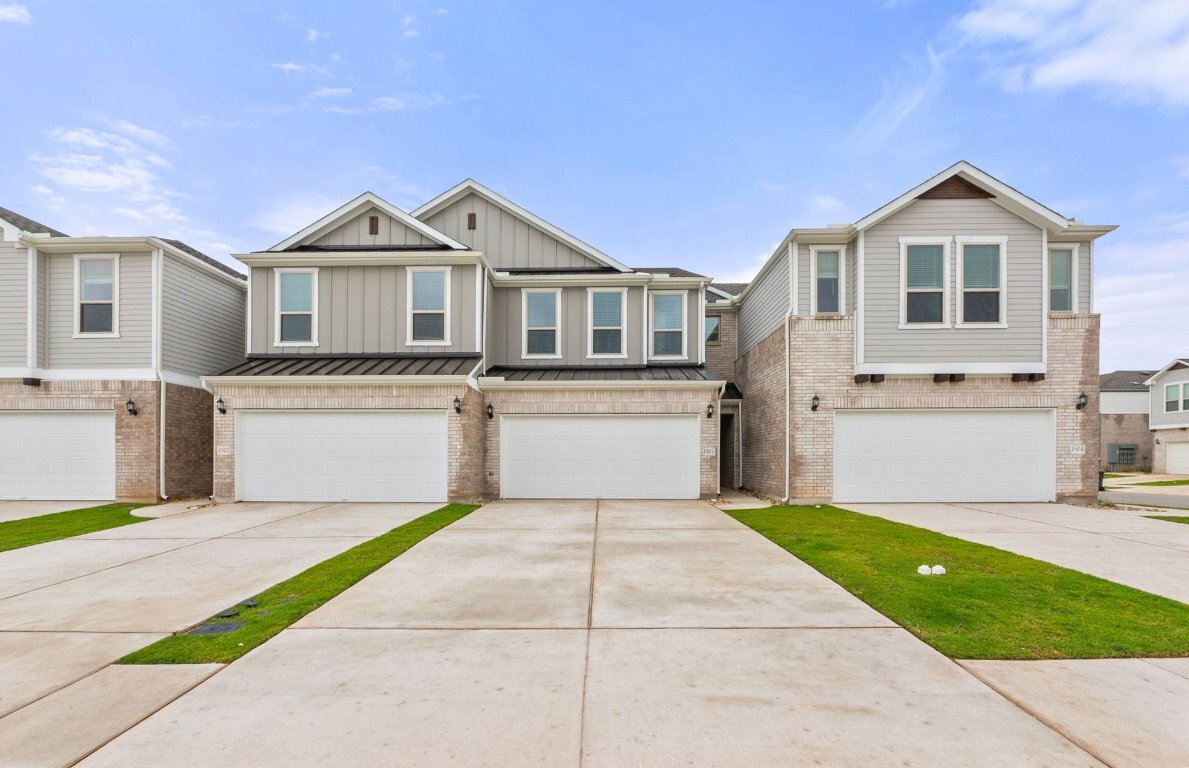 Property Photo: 2725 Woodall Drive 1503 TX 78613