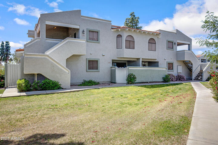 Property Photo: 850 S River Drive 1068 AZ 85281