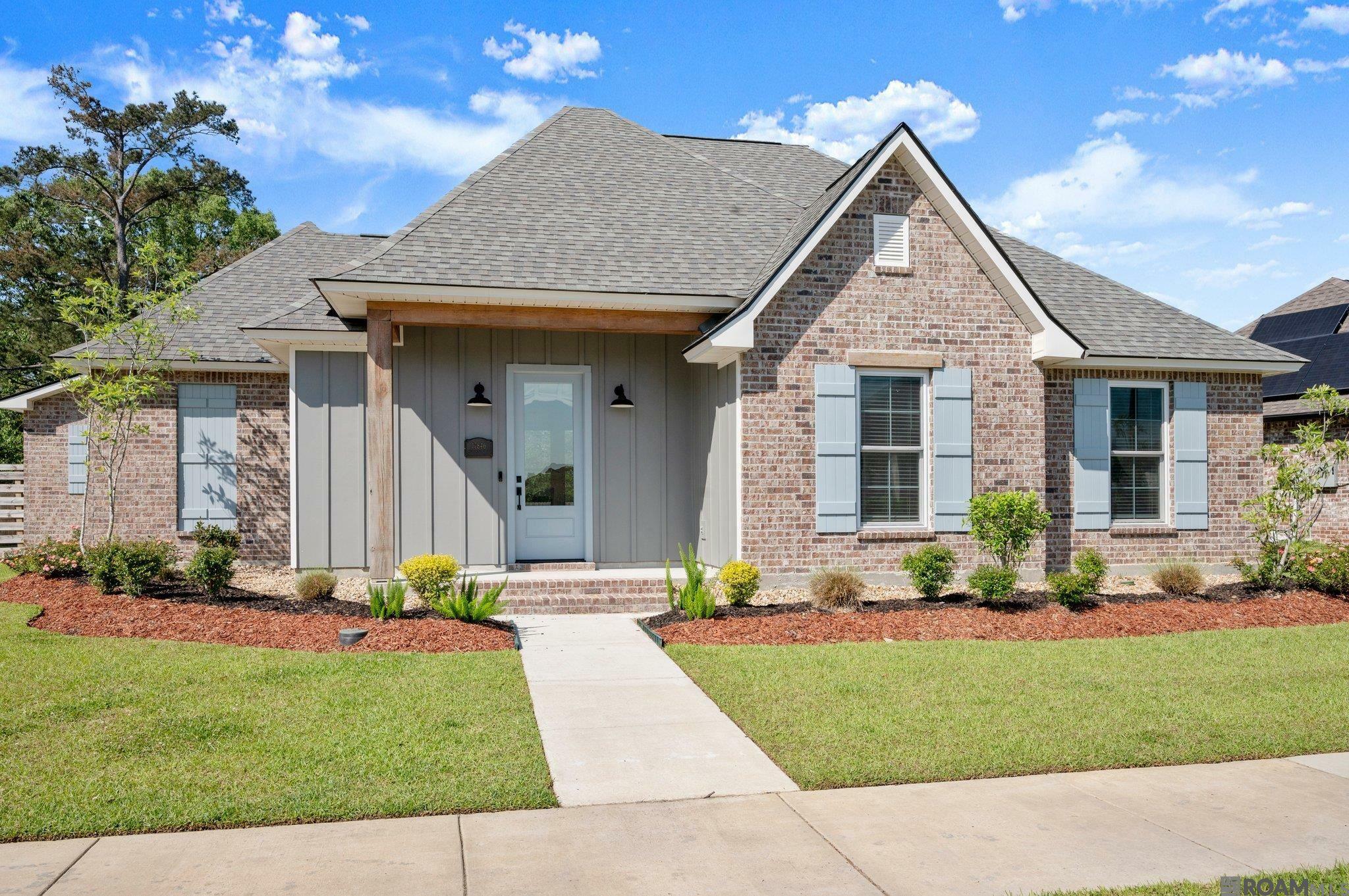 Property Photo: 17846 Kettering Dr LA 70739