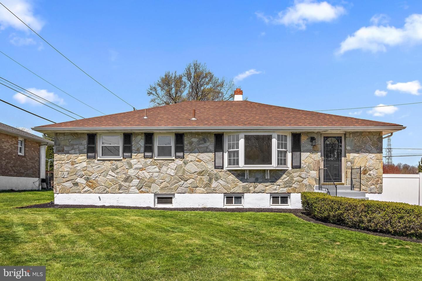 Property Photo:  2602 Chinchilla Drive  DE 19810 