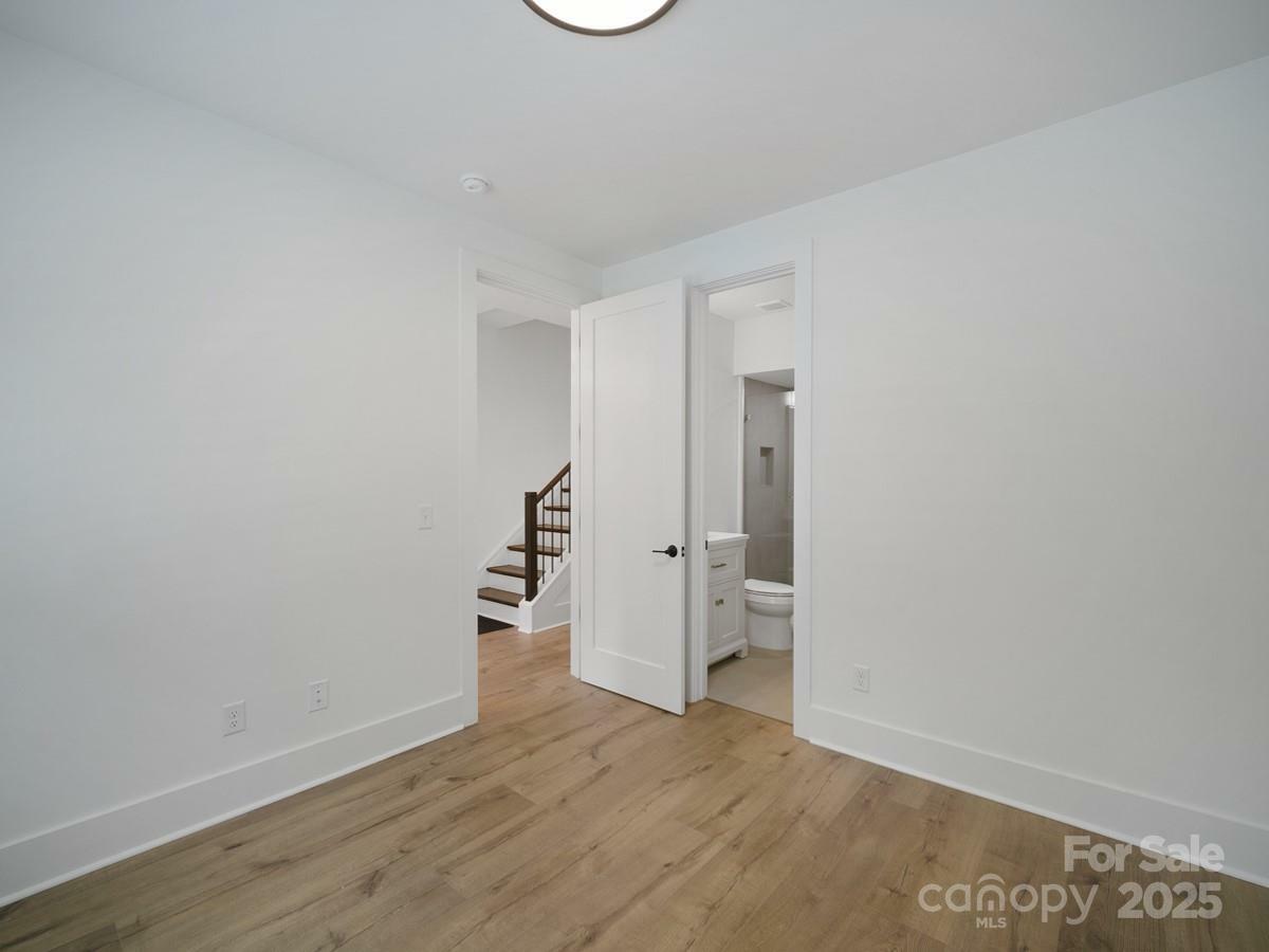Property Photo:  2512 Park Rose Lane 16  NC 28204 