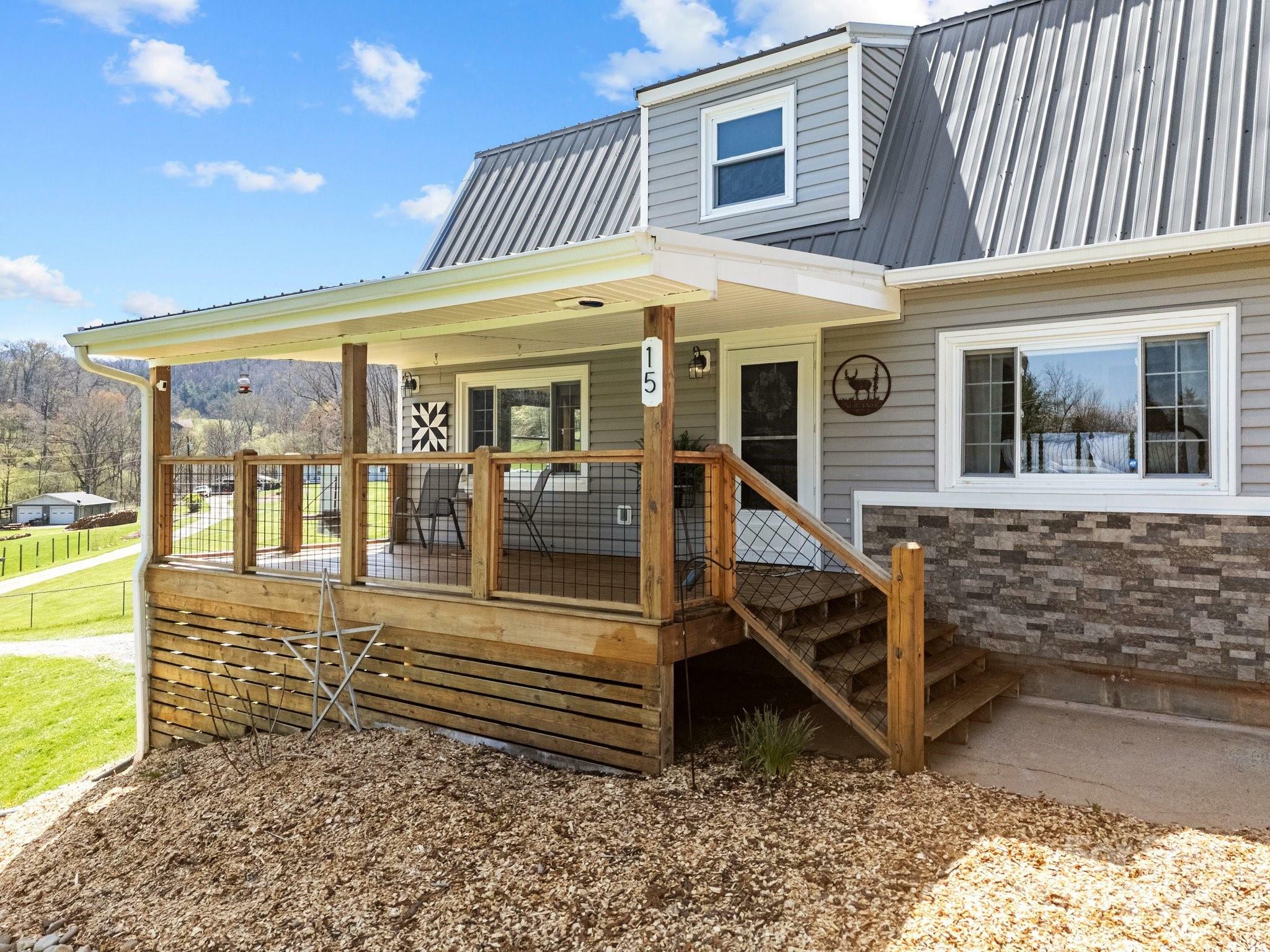Property Photo:  15 Ravenwood Ridge  NC 28716 