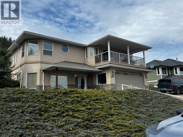 Property Photo:  2024 Mountain View Avenue  BC V0E 2G0 