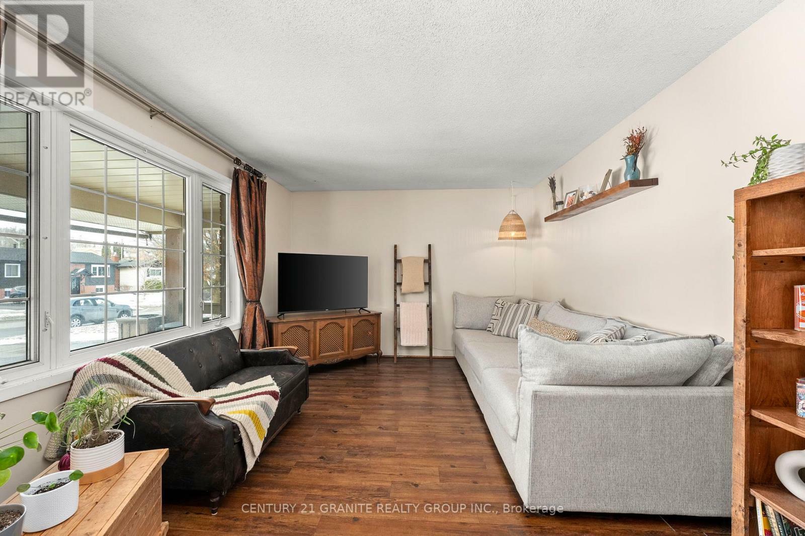 Property Photo: 1767 Redwood Drive ON K9K 1L7