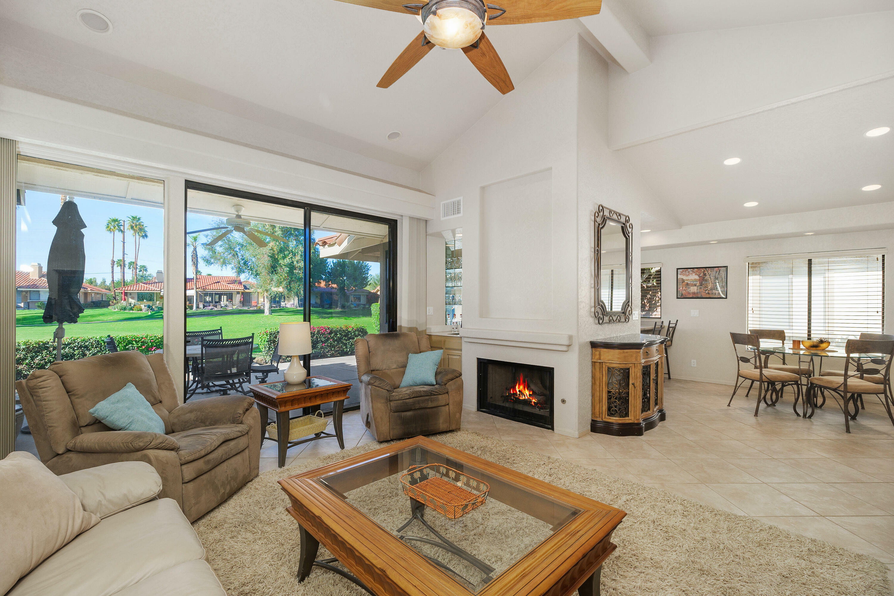 Property Photo: 322 Villena Way CA 92260