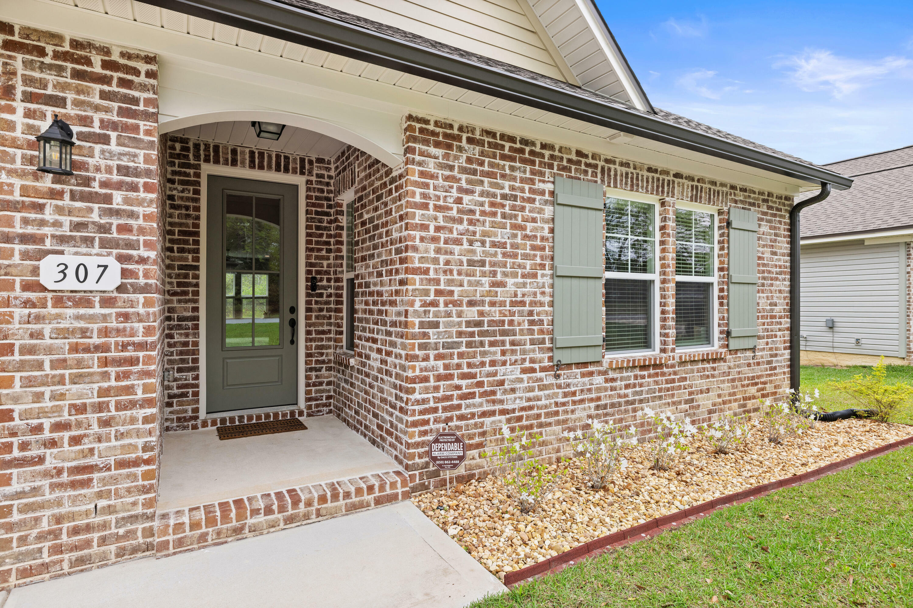 Property Photo: 307 Key Lime Place FL 32536
