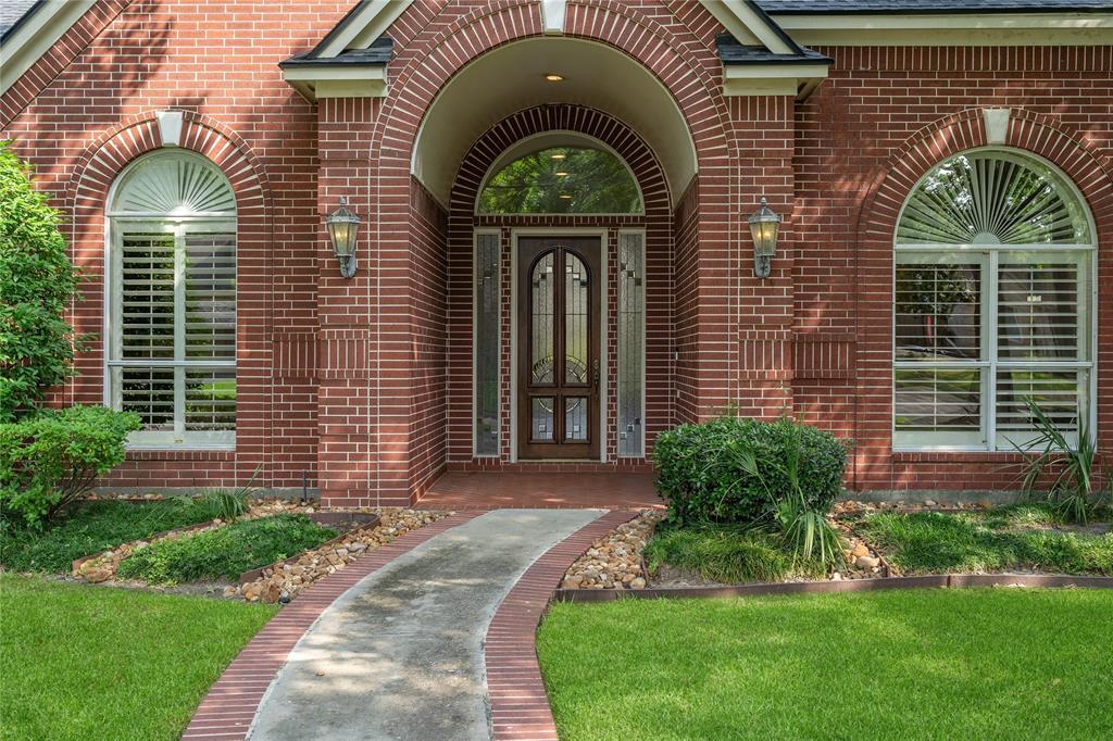 Property Photo: 8802 Kennet Valley Road TX 77379