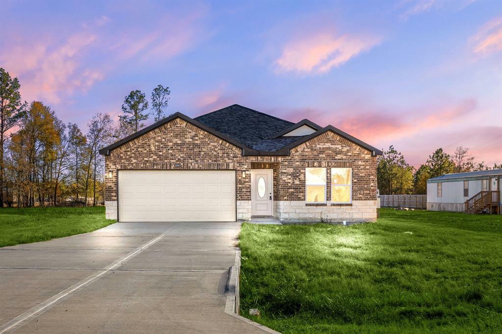 Property Photo:  297 Road 5120  TX 77327 
