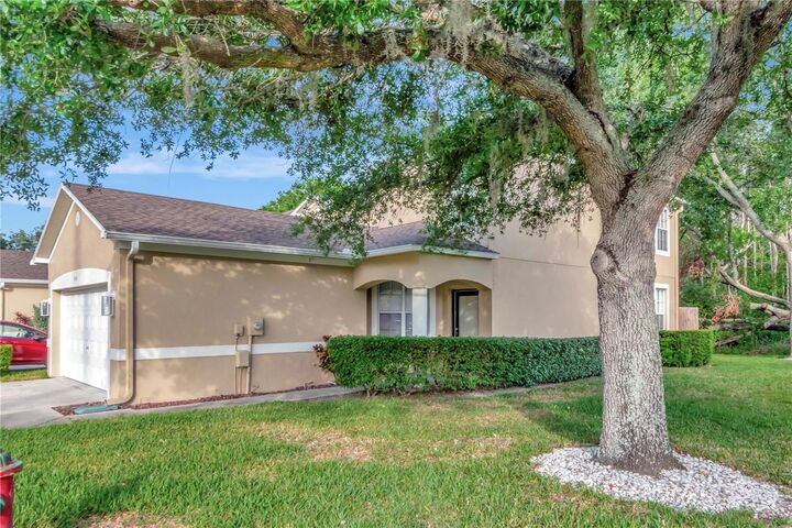 Property Photo: 8901 Casablanca Way FL 33626