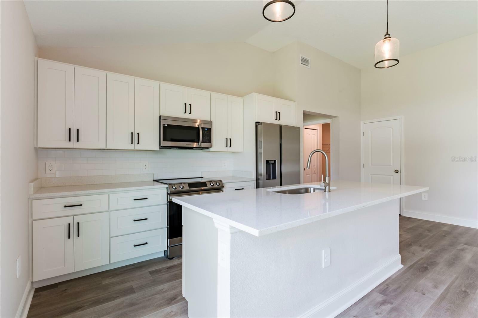 Property Photo: 13650 SW 43rd Circle FL 34473