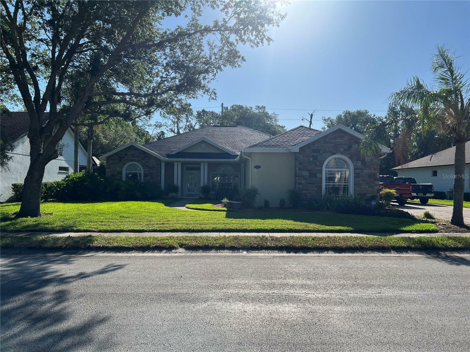 Property Photo: 3300 Hawks Ridge Drive FL 33810