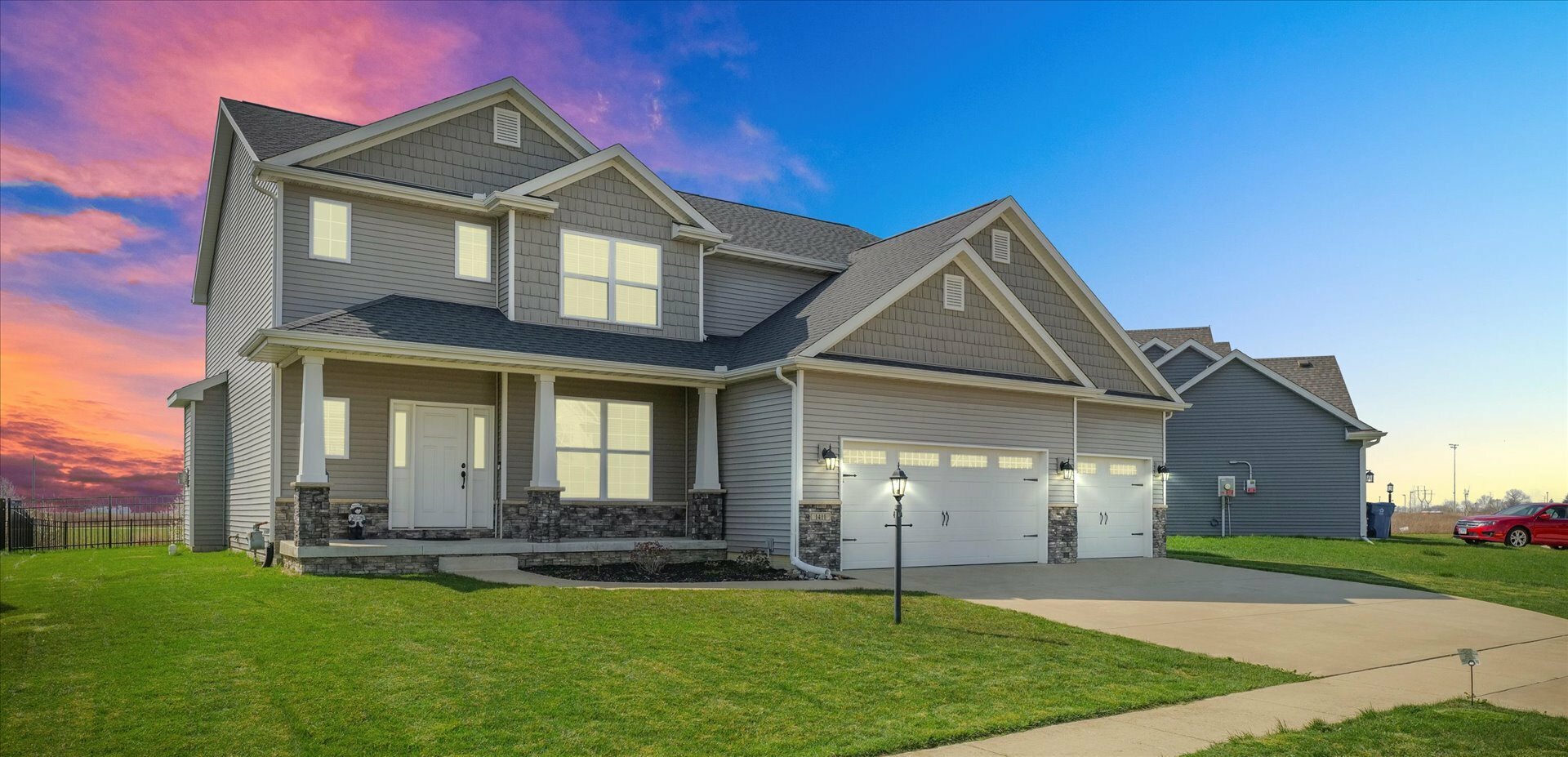 Property Photo: 1411 Jacobs Boulevard IL 61822