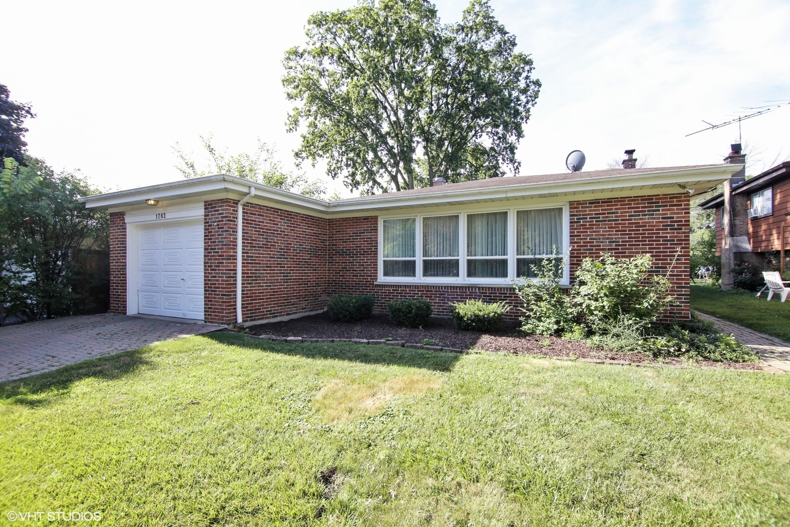 1782 Richfield Avenue  Highland Park IL 60035 photo
