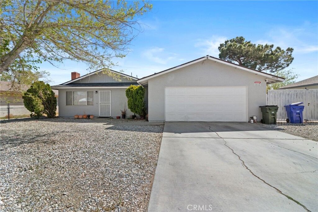 Property Photo:  18219 Casaba Road  CA 92301 