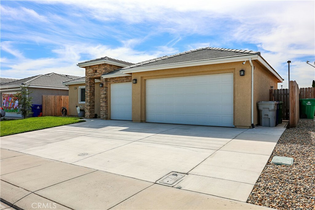 Property Photo:  1821 Santa Ynez Court  CA 95301 