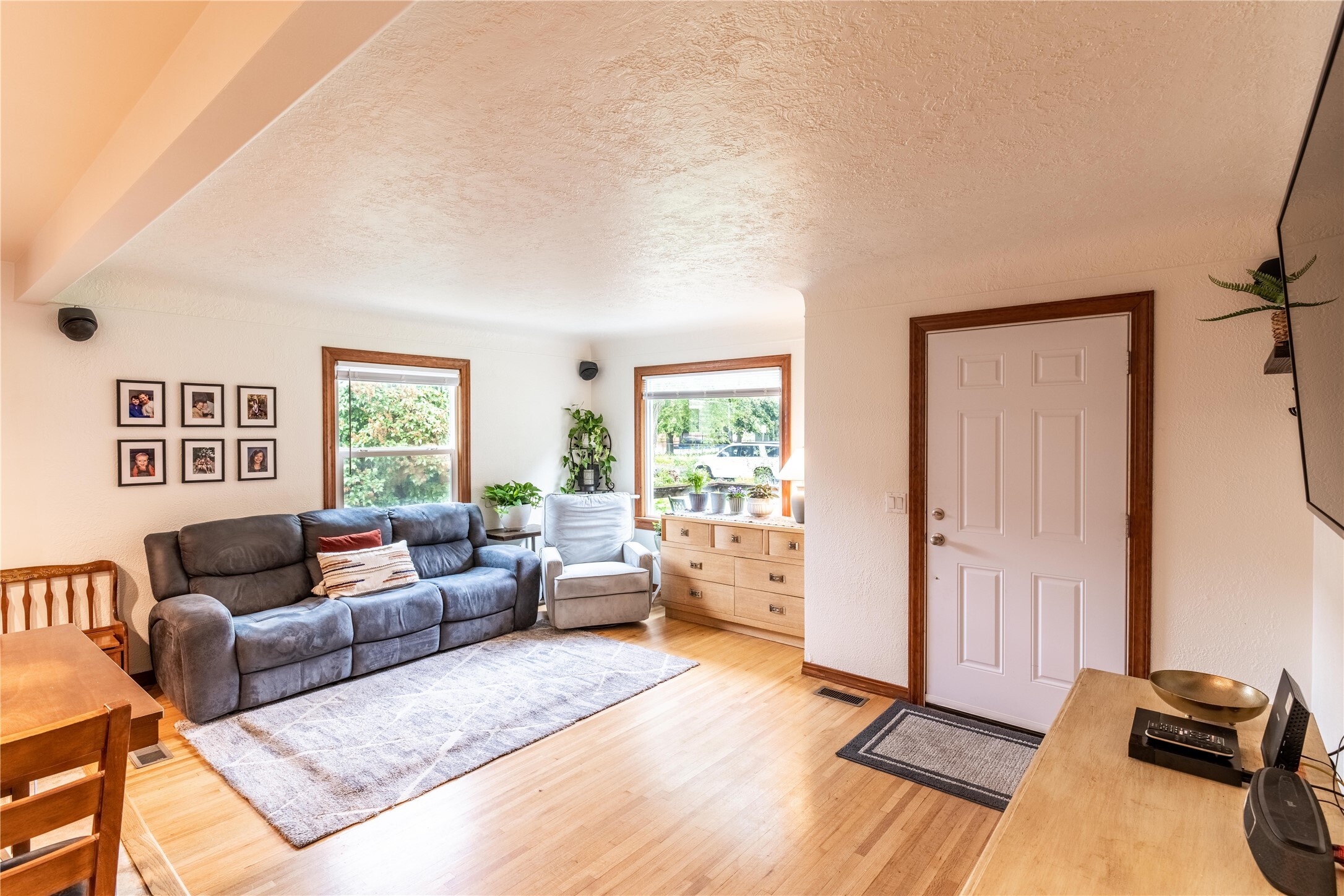 Property Photo: 1706/1710 S 13th Street W MT 59801