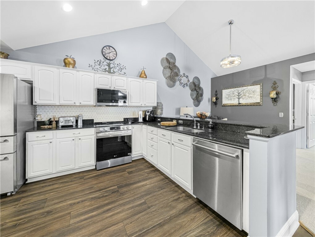Property Photo: 2100 New Hope Road 304 AR 72758