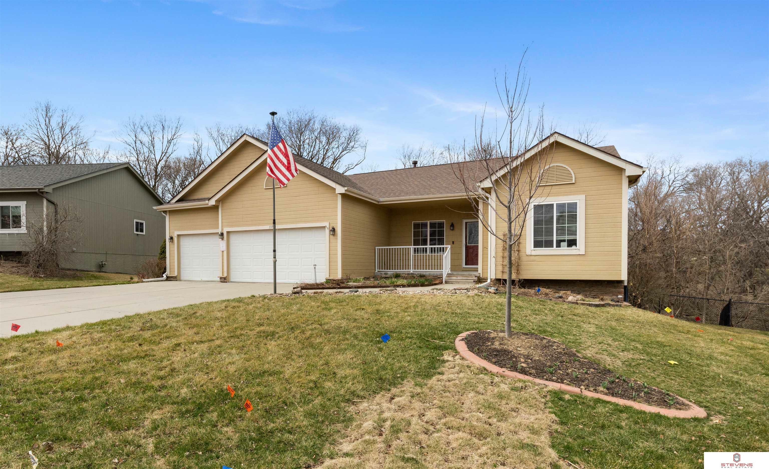 Property Photo: 13714 S 17th Street NE 68123