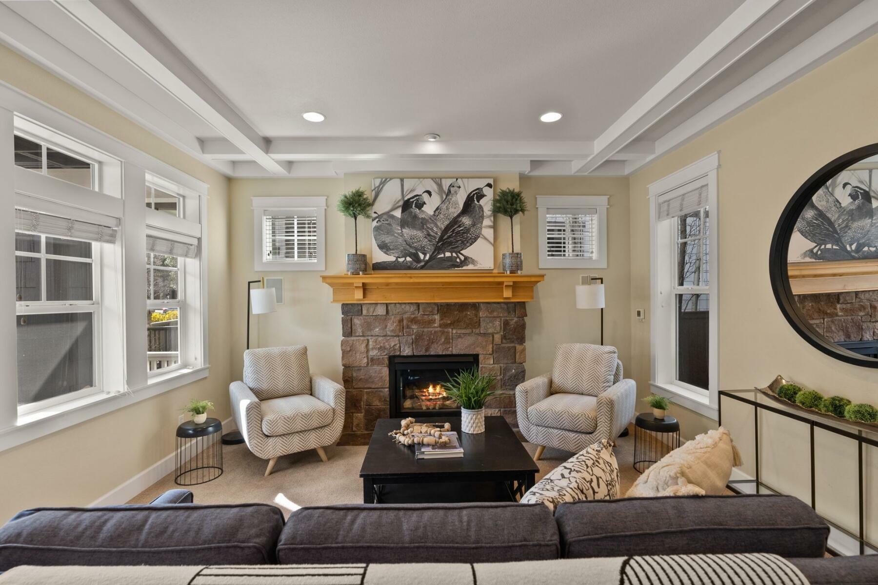 Property Photo: 2645 NW Crossing Drive OR 97703