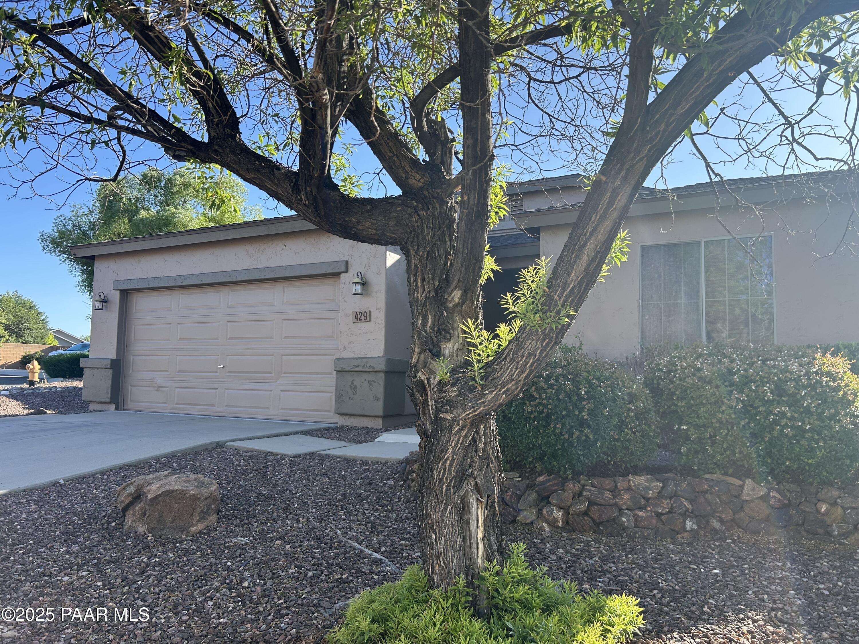 Property Photo:  429 Hayes Court  AZ 86323 